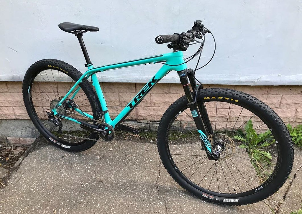 TREK SUPERFLY CARBON 29 18.5 "L