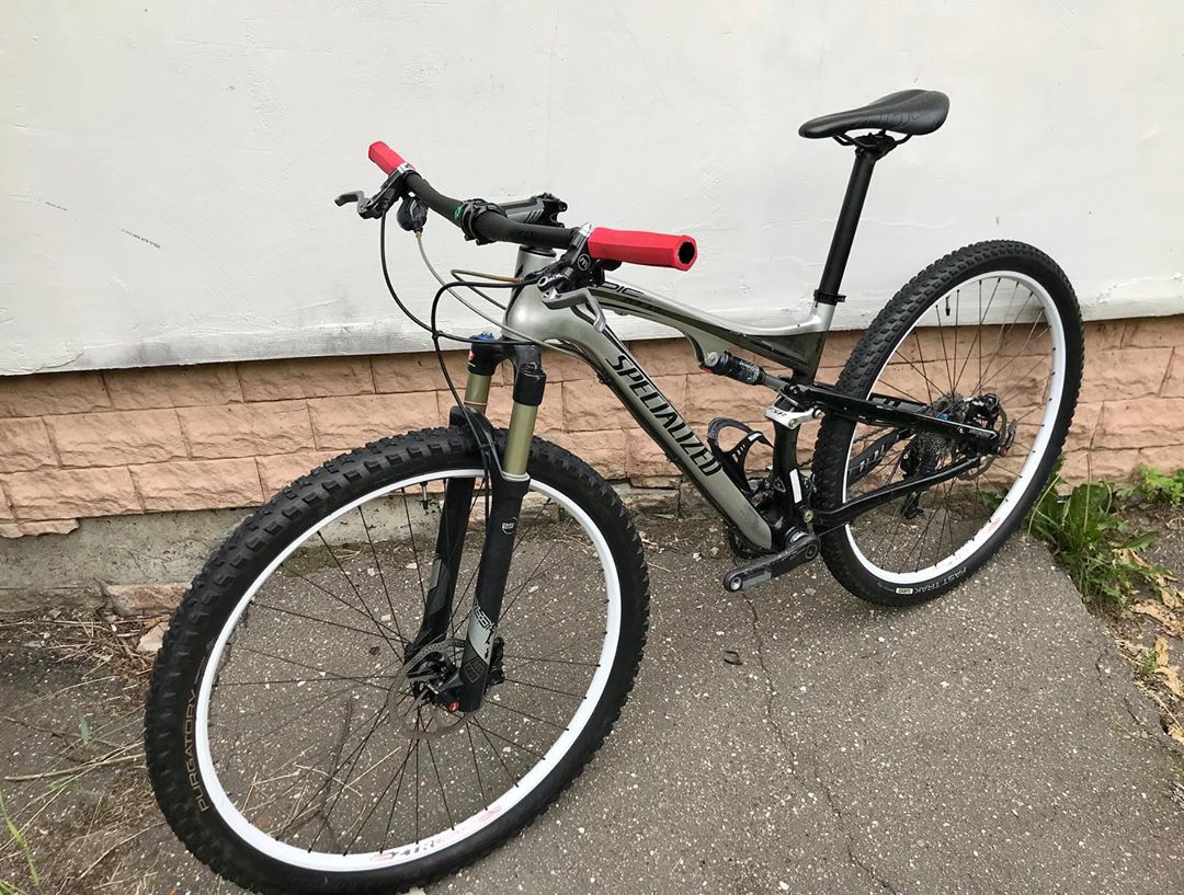 SPECIALIZED EPIC CARBON 29 "M