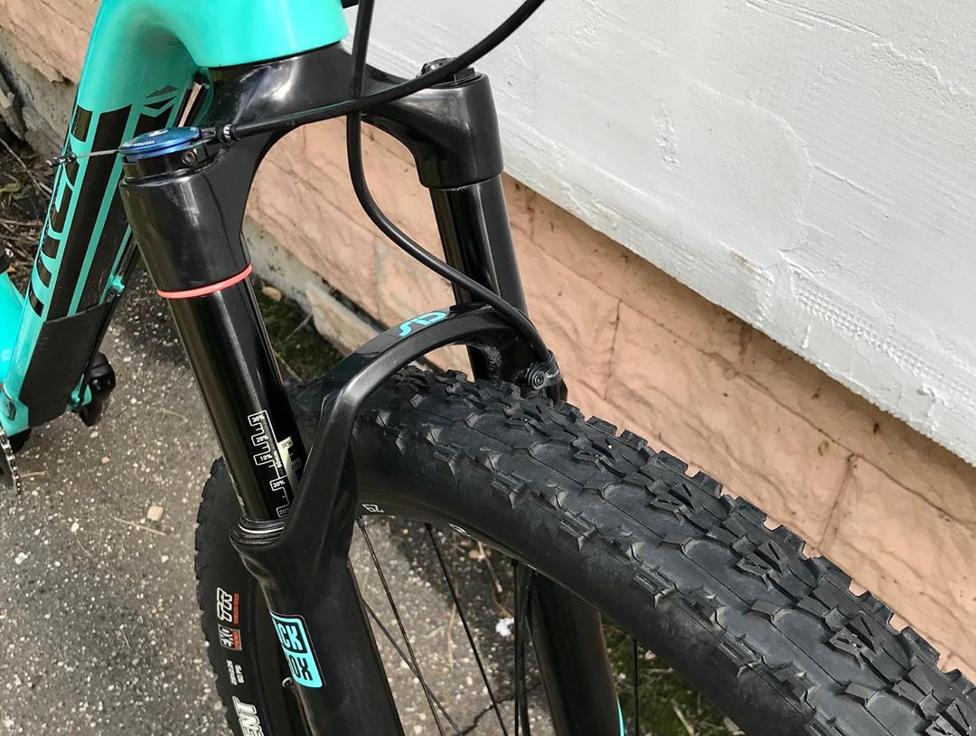 TREK SUPERFLY CARBON 29 18.5 "L