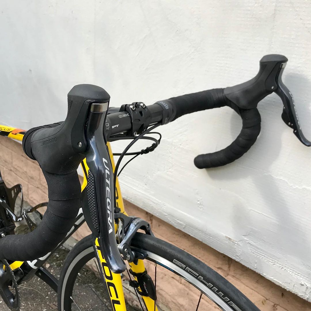 FOCUS CAYO EVO CARBON Di2 28 "M